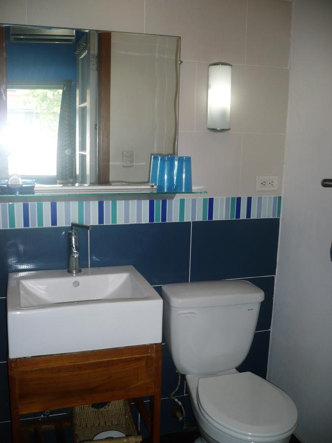 Dos Palmitos Bed And Breakfast Панама Сити Екстериор снимка